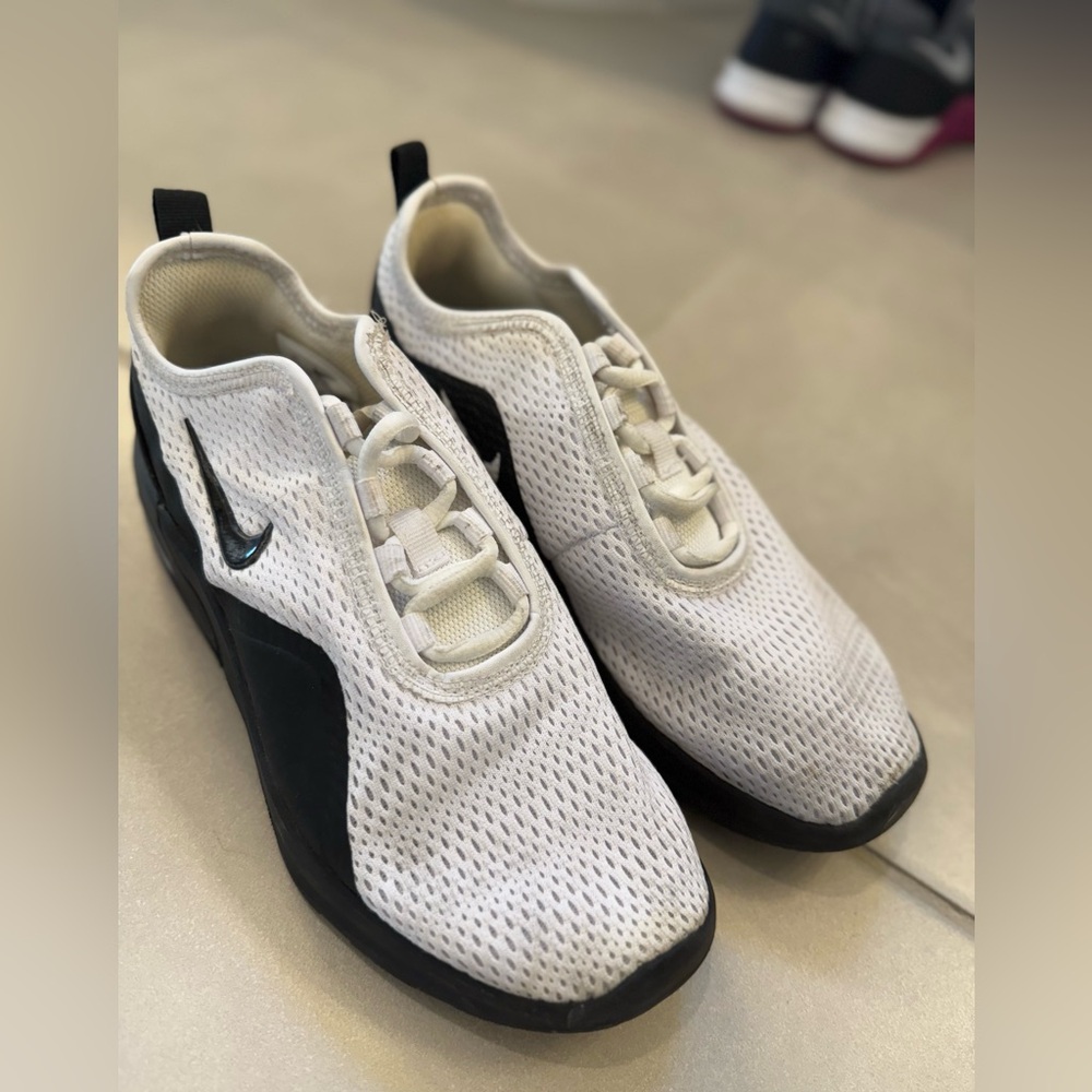 Nike Cream and Black Athletic Shoes